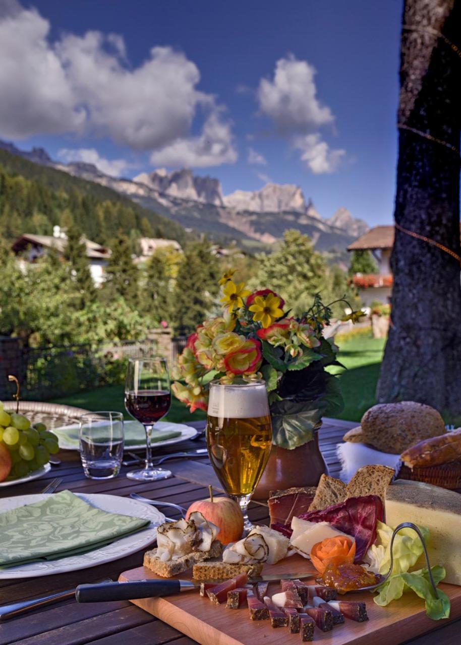 Hotel Catinaccio Rosengarten Moena Exterior foto
