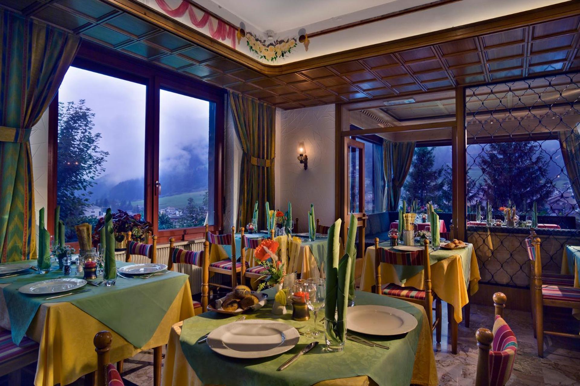 Hotel Catinaccio Rosengarten Moena Exterior foto